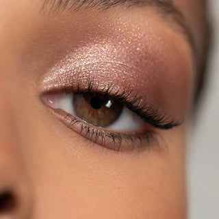 Victoria Beckham Lid Lustre Crystal Infused Eyeshadow 5g