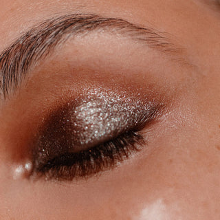 Victoria Beckham Lid Lustre Crystal Infused Eyeshadow 5g